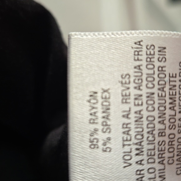 Silver Black Short Sleeve JM Collection SZ medium Rayon Spandex Runs Big - Picture 7 of 8